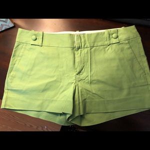 Green Banana Republic short shorts never worn